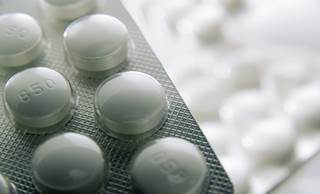 Addition of metformin does not improve outcome in advanced pancreatic cancer treated with gemcitabine and erlotinib. Addition of metformin does not improve outcome in advanced pancreatic cancer treated with gemcitabine and erlotinib.