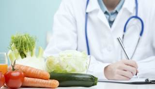 Adhering to a Mediterranean diet may significantly reduce a woman's risk of endometrial cancer. Adhering to a Mediterranean diet may significantly reduce a woman's risk of endometrial cancer.