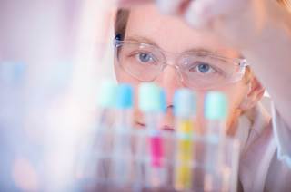 Induction with the lenalidomide, doxorubicin, dexamethasone is effective in newly diagnosed multiple myeloma. Induction with the lenalidomide, doxorubicin, dexamethasone is effective in newly diagnosed multiple myeloma.