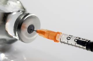 Docetaxel should be routine practice in men with newly diagnosed metastatic prostate cancer and selected high-risk non-metastatic disease Docetaxel should be routine practice in men with newly diagnosed metastatic prostate cancer and selected high-risk non-metastatic disease