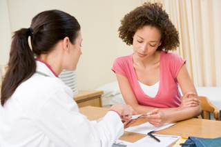 Everolimus plus letrozole is efficacious as a first-line treatment regimen for patients with estrogen receptor-positive, HER2-negative advanced breast cancer. Everolimus plus letrozole is efficacious as a first-line treatment regimen for patients with estrogen receptor-positive, HER2-negative advanced breast cancer.
