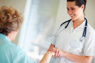 Tumor size and estrogen-receptor status contribute greatly to survival improvement in women 70 years Tumor size and estrogen-receptor status contribute greatly to survival improvement in women 70 years