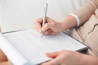The Hand-Foot and Mucositic Symptom and Impact Questionnaire (HAMSIQ) may be a feasible instrument. The Hand-Foot and Mucositic Symptom and Impact Questionnaire (HAMSIQ) may be a feasible instrument.