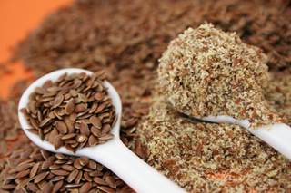 Epidemiologic data of flaxseed dietary intake and high enterolactone serum concentrations suggest that flaxseed consumption may reduce the risk of breast cancer. Epidemiologic data of flaxseed dietary intake and high enterolactone serum concentrations suggest that flaxseed consumption may reduce the risk of breast cancer.