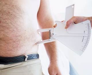This fact sheet reviews data on the effect of obesity on cancer risk and outcomes. This fact sheet reviews data on the effect of obesity on cancer risk and outcomes.