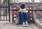 Childhood Trauma May Be Associated With Psychotic Experiences in Adulthood Childhood Trauma May Be Associated With Psychotic Experiences in Adulthood