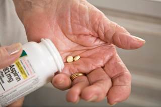 This fact sheet evaluates the data that suggest that aspirin can reduce the risk of liver and ovarian cancers. This fact sheet evaluates the data that suggest that aspirin can reduce the risk of liver and ovarian cancers.